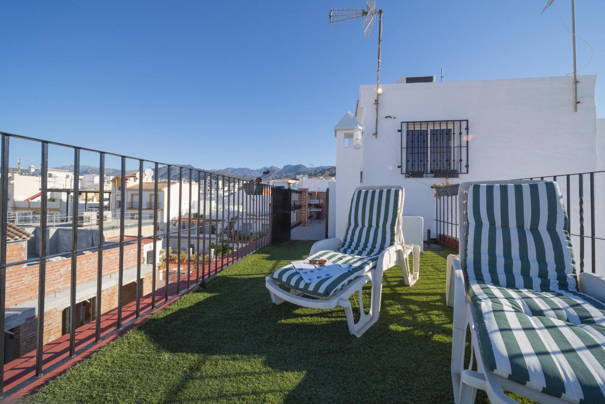 Апартаменти Atico Jimena Granada En El Centro De Нерха Номер фото